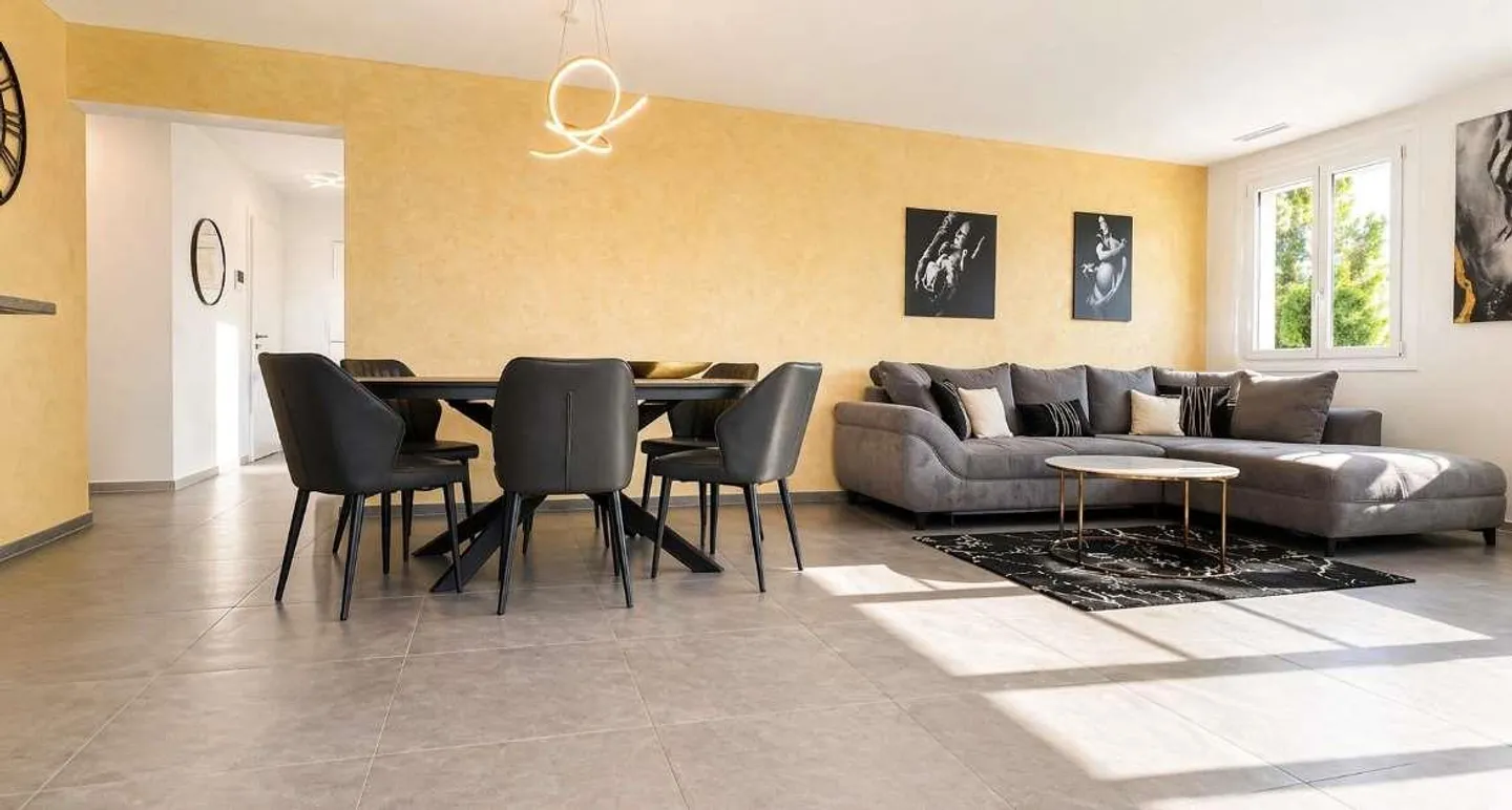Wohnung mit privatem Garten, Komfort und strategischer Lage - Foto 8 von 13