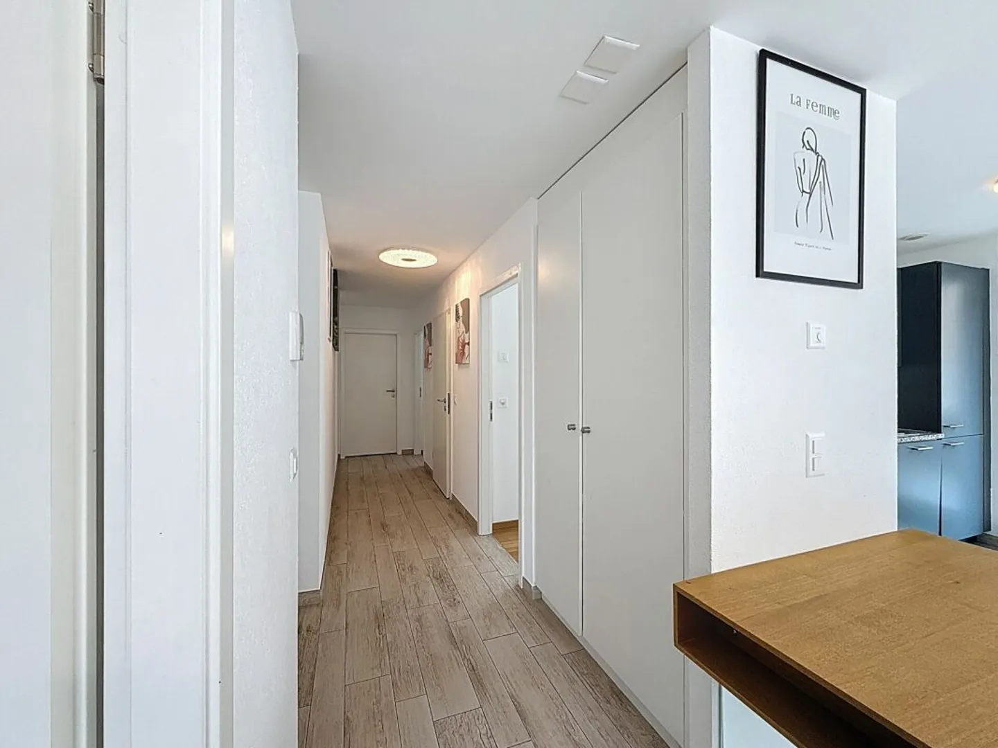 Wunderschöne Wohnung mit großer Terrasse im Zentrum von Ardon - Foto 5 von 11