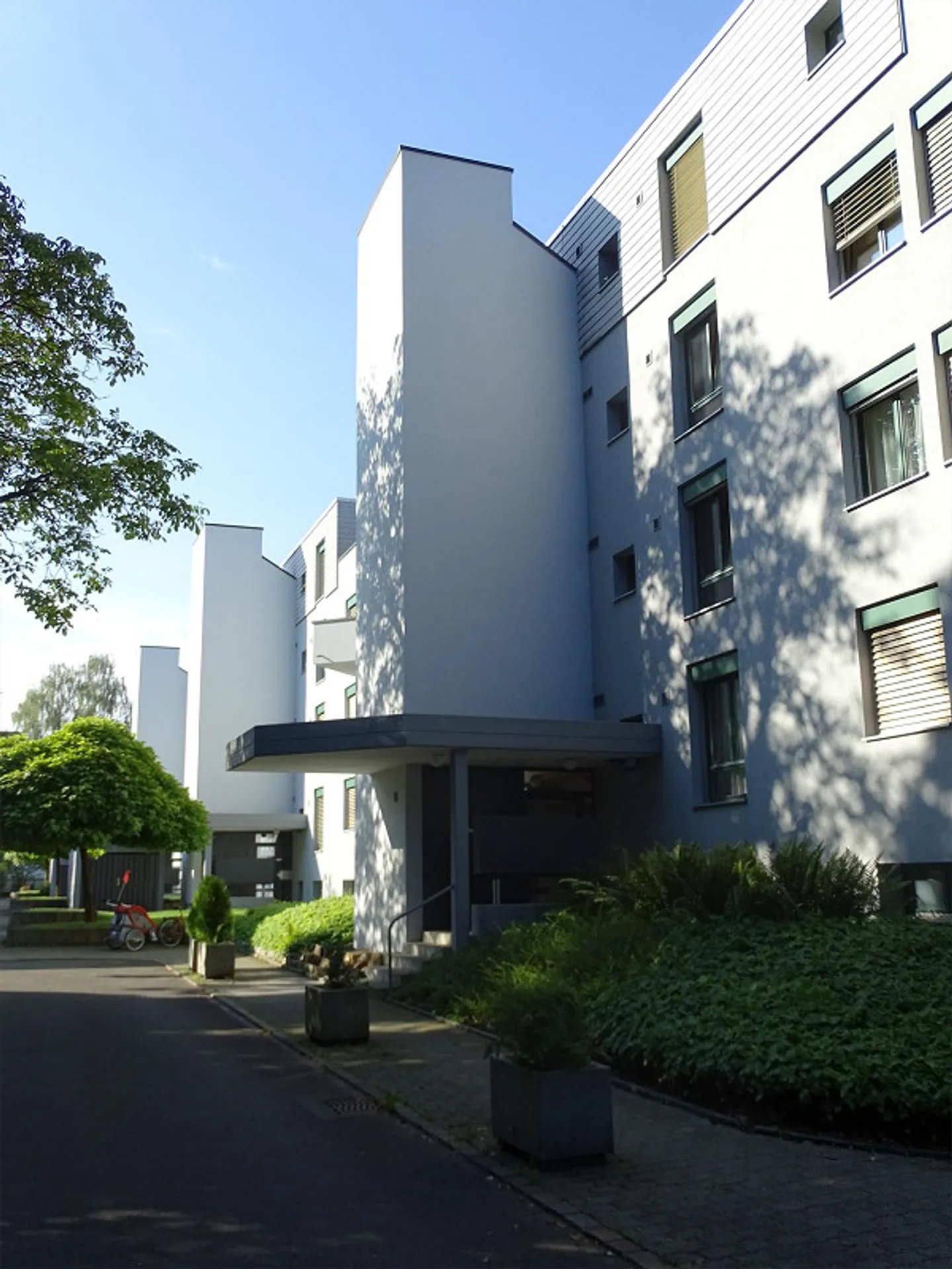 Vivre dans un emplacement urbain mais calme - Photo 1 sur 11