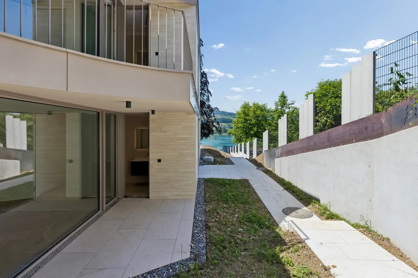Exclusive new build villa with pool, lake views and premium finishes - Photo 31 of 46