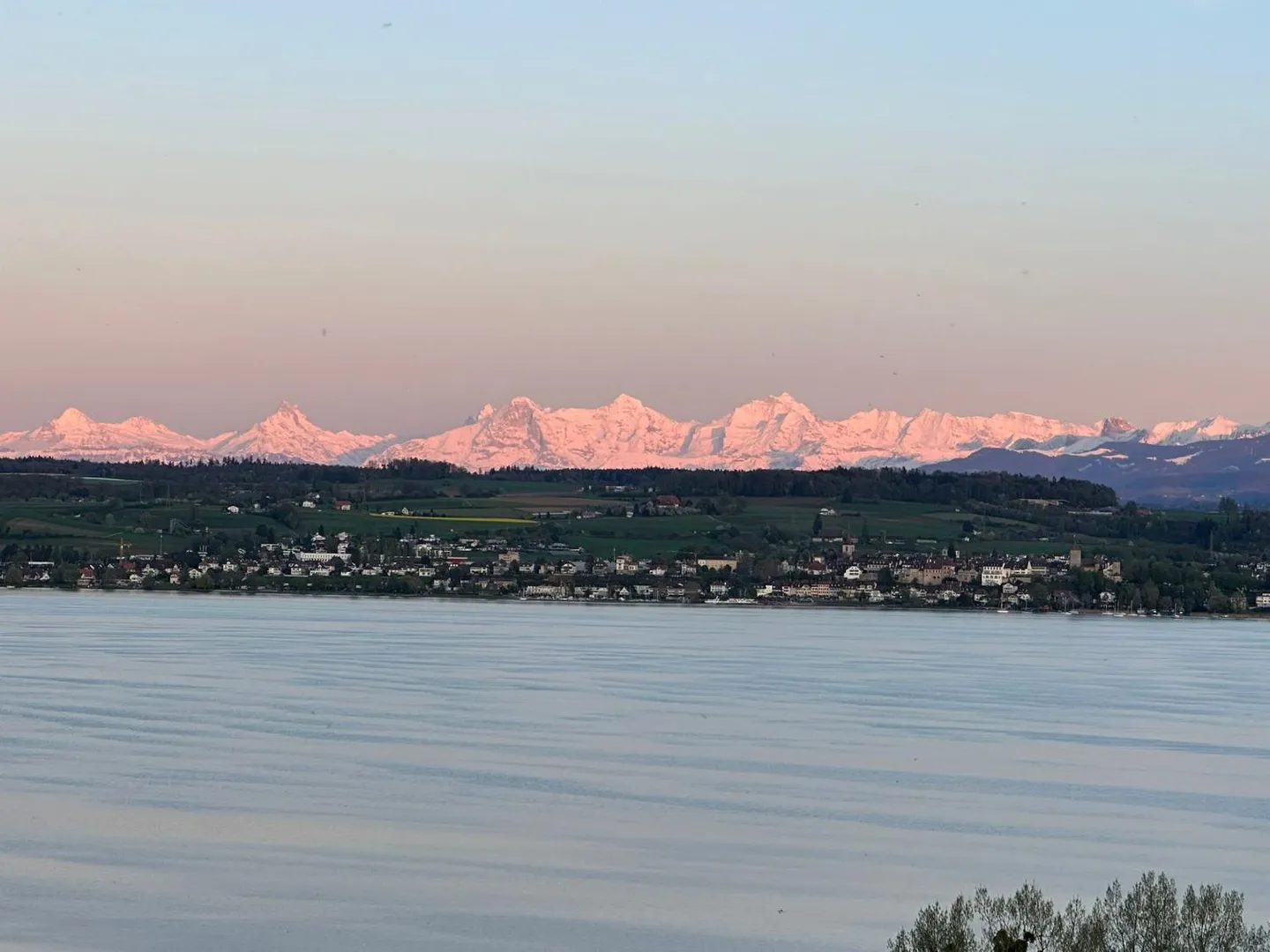 Exklusives Einfamilienhaus mit Seeblick - Foto 4 von 5