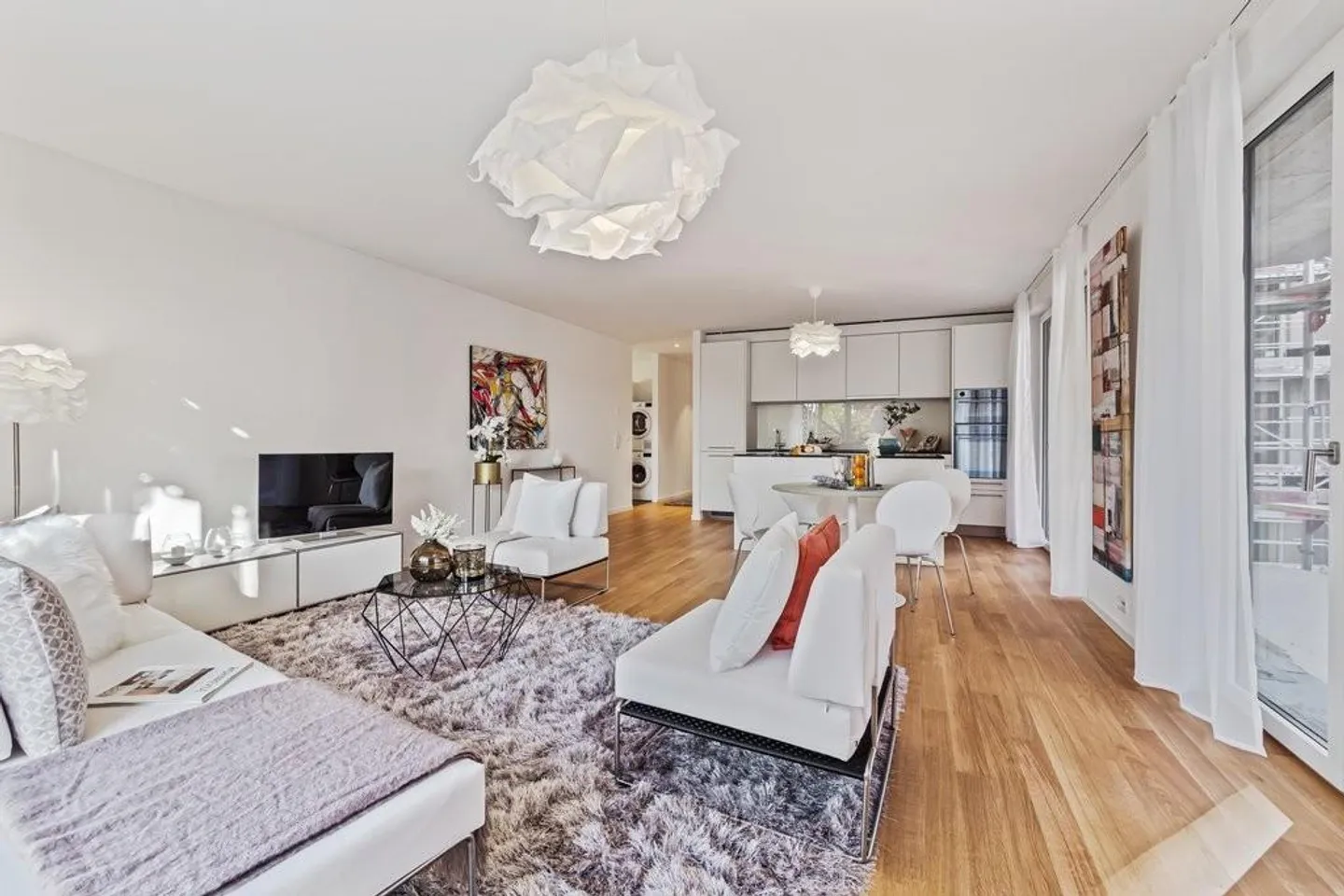 95 m2 Living Quality at Schaffhauserplatz - Urban, Central, Desirable - Photo 3 of 7