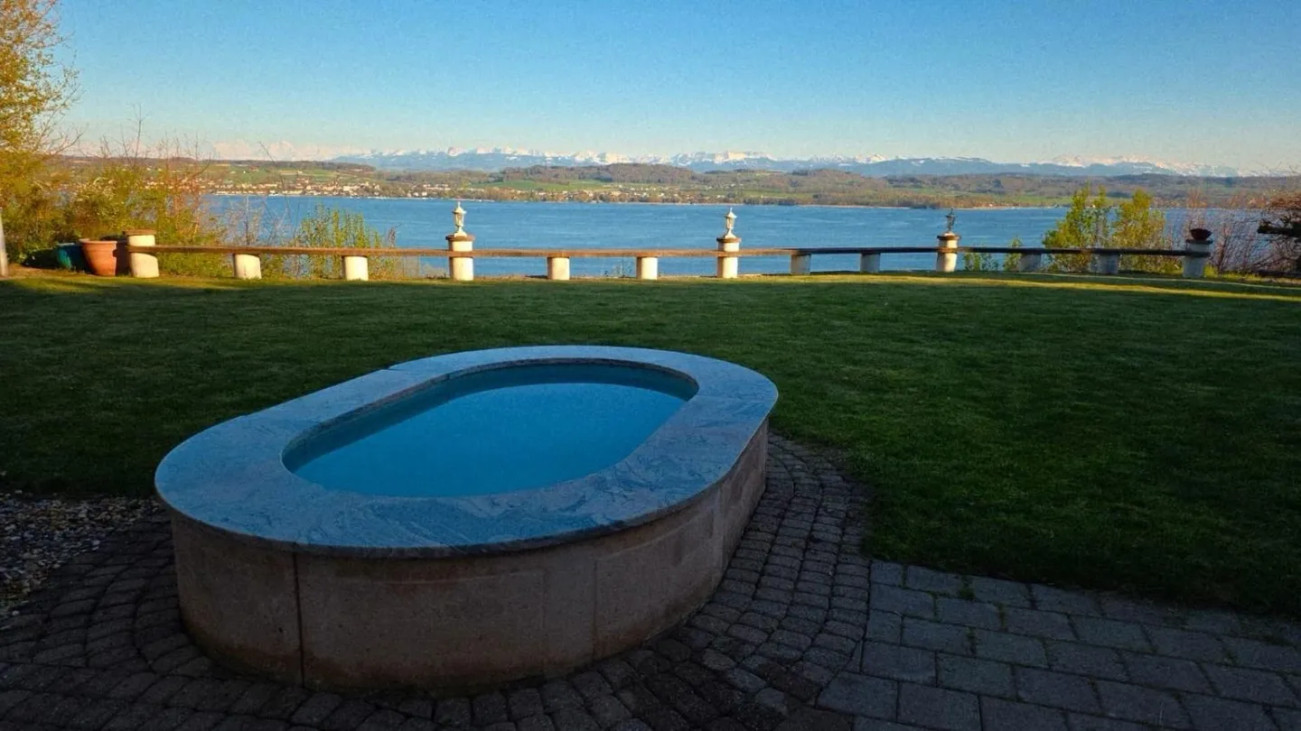 Exklusives Einfamilienhaus mit Seeblick - Foto 3 von 5