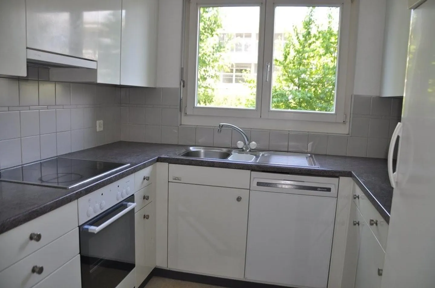 3.5 Room Apartment in Weinfelden near Thur - Photo 2 of 9