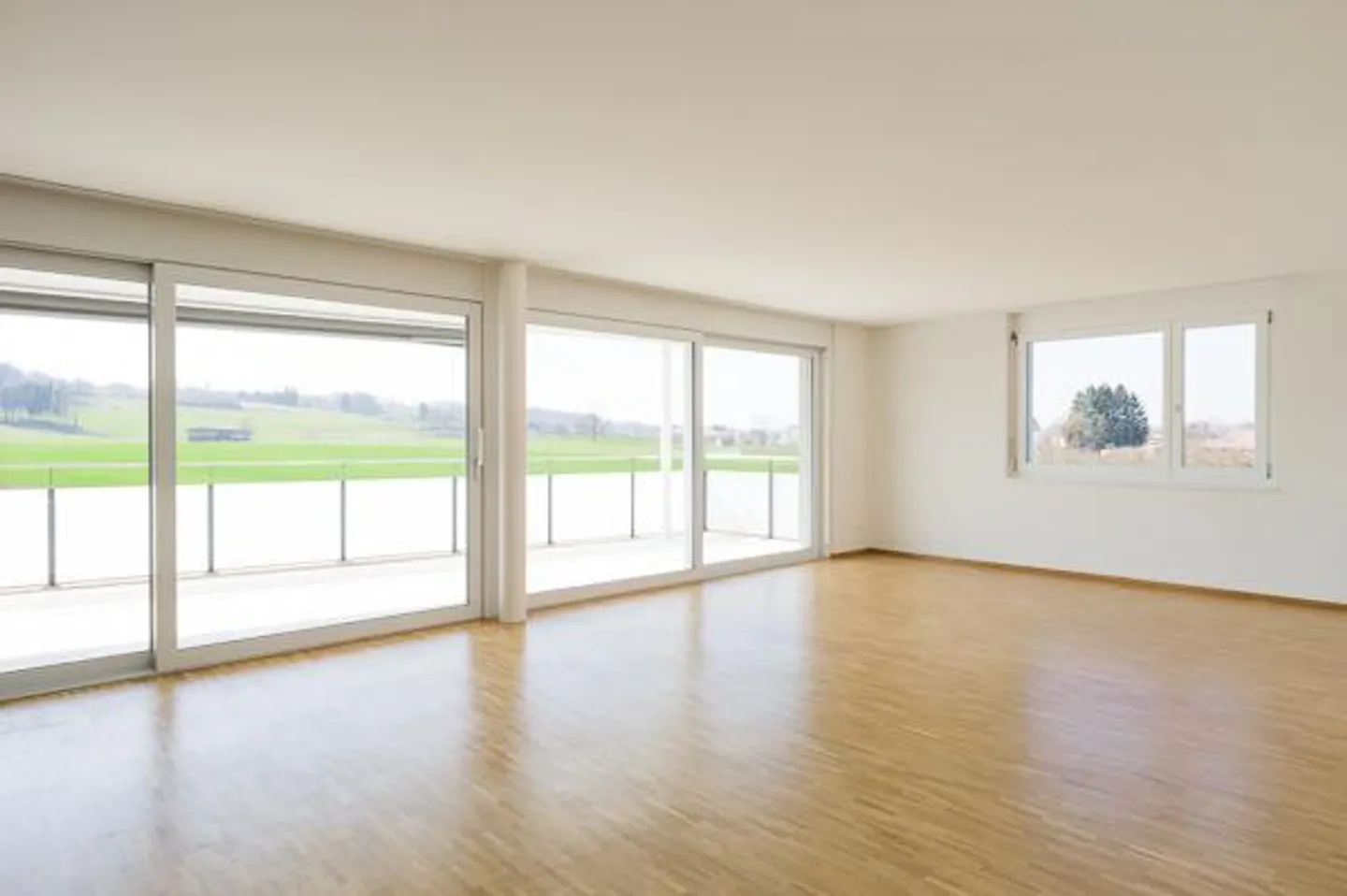 Geräumige 4.5 Zimmer Wohnung - Foto 3 von 9