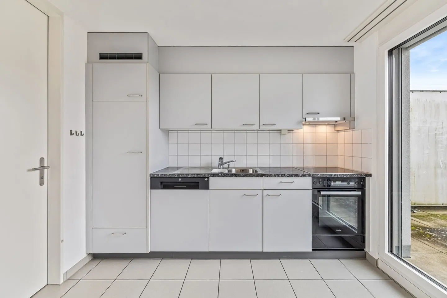 Single-family home feeling - Rent without deposit - Photo 7 of 10