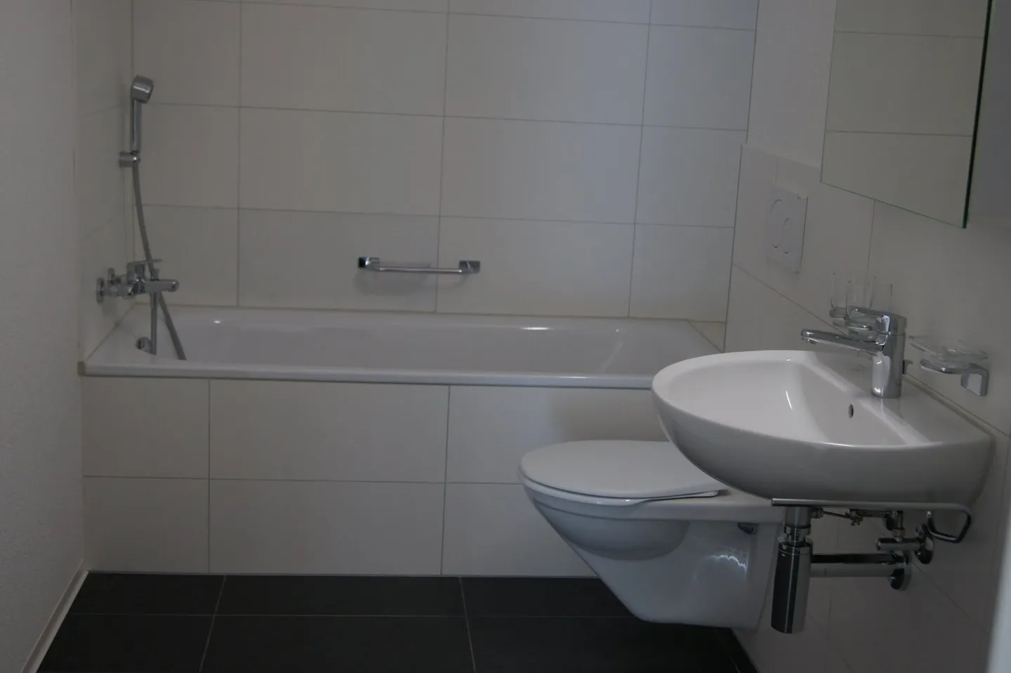 Beautiful 3.5 room apartment in Burgbühl! - Photo 3 of 10