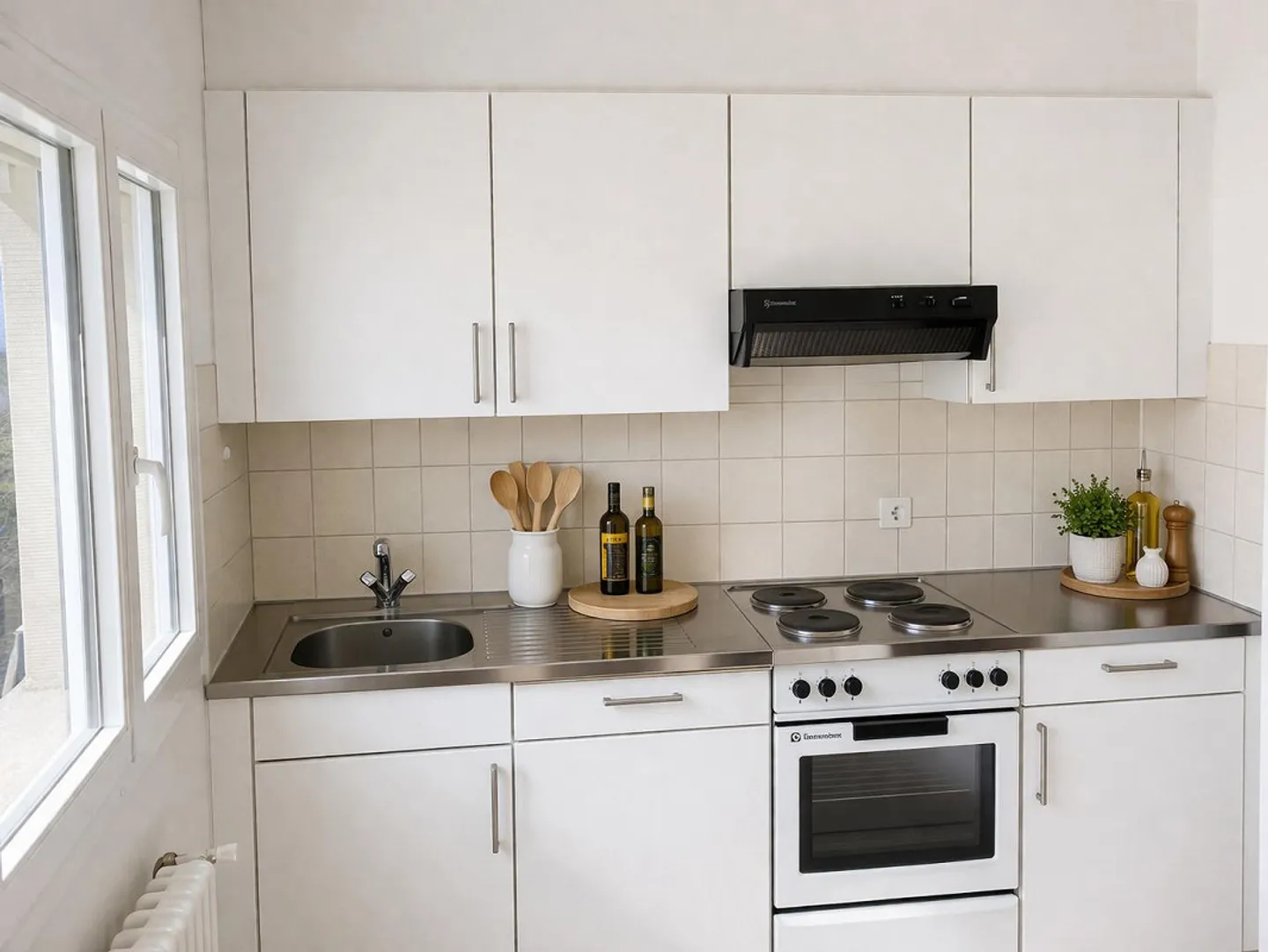 appartamento all'ultimo piano in un quartiere tranquillo - Foto 6 di 15