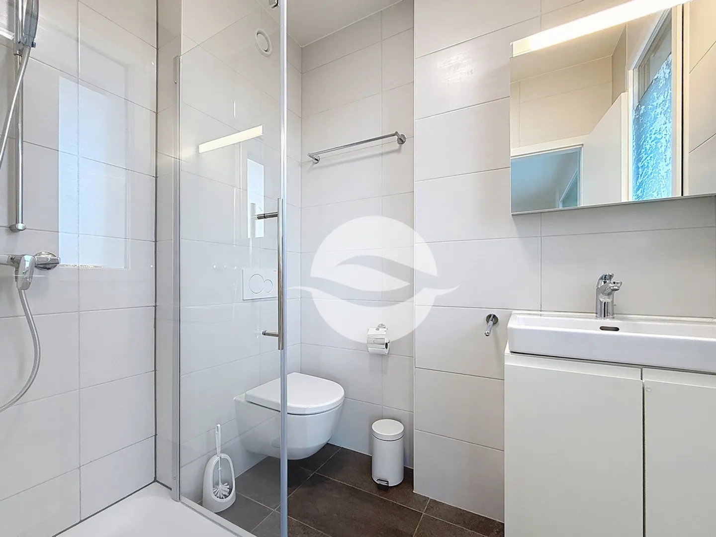 Charmante Villa in Grand-Saconnex - Foto 8 von 10