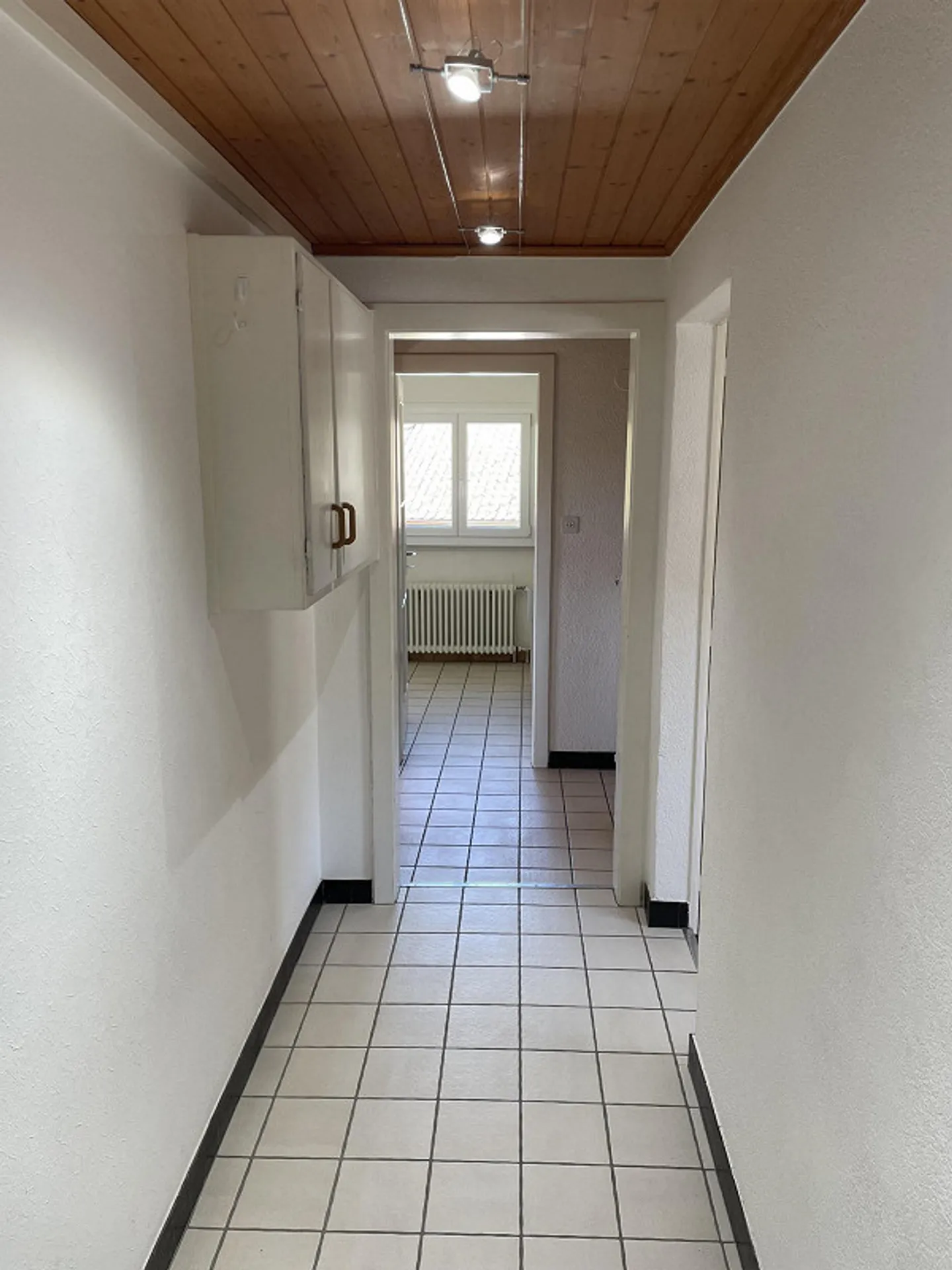 appartamento all'ultimo piano in un quartiere tranquillo - Foto 11 di 15