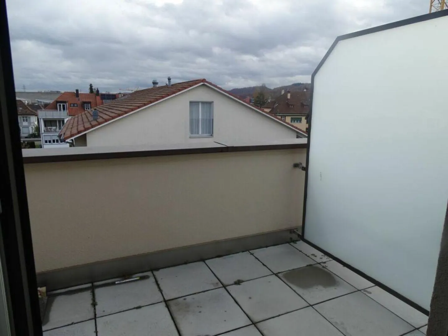 Appartamento mansardato ben tenuto in affitto! - Foto 6 di 8