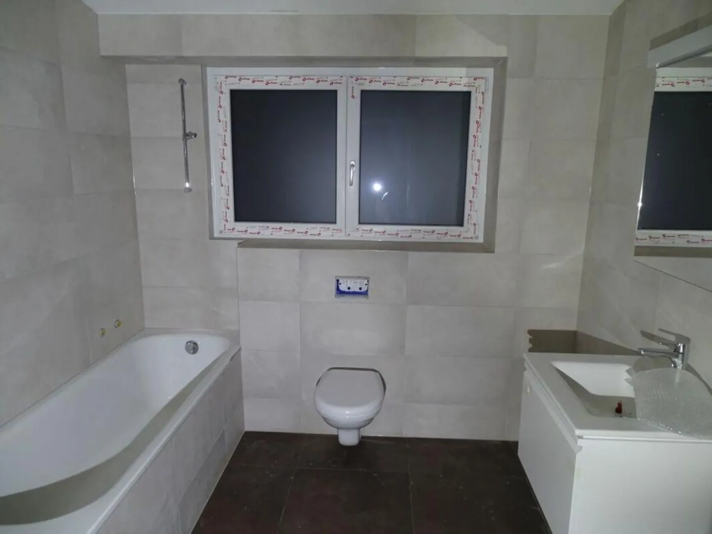 Appartamento mansardato ben tenuto in affitto! - Foto 7 di 8
