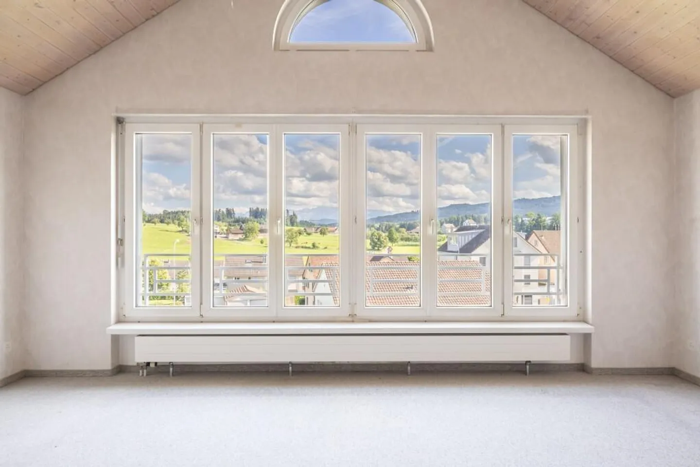 Ampio appartamento attico di 3,5 stanze - Foto 14 di 15