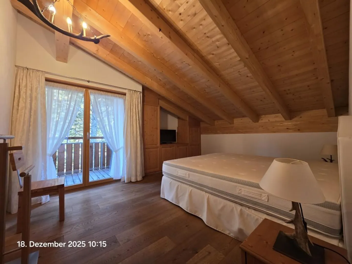 „Bergtraum: Stilvolle Dachwohnung mit Alpenblick“ - Foto 6 von 11