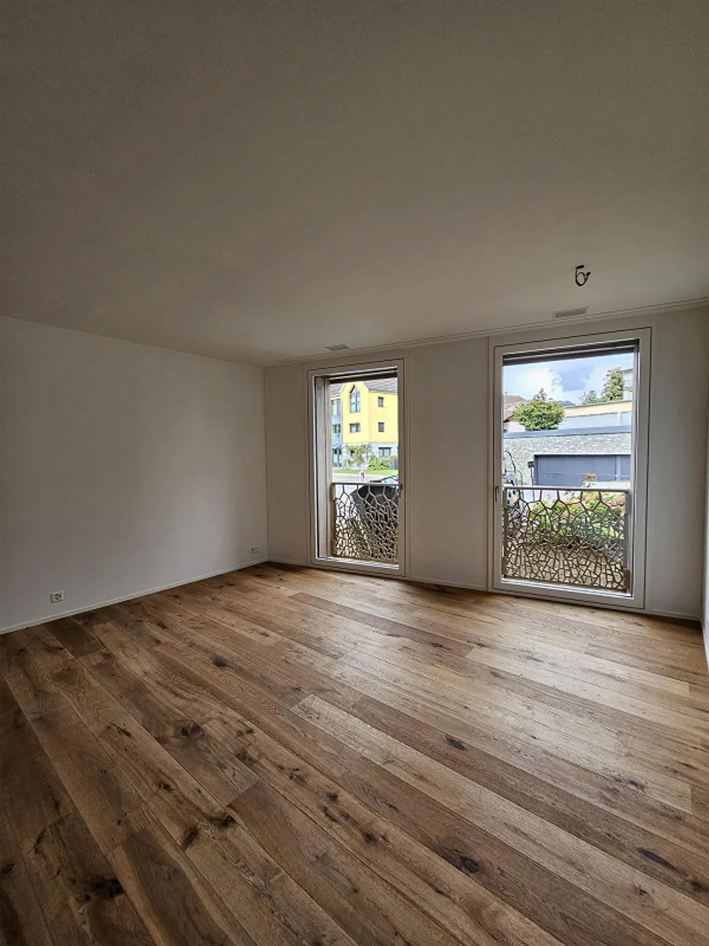 1 Room Studio in Exclusive and Quiet Residential Complex - Photo 3 of 5