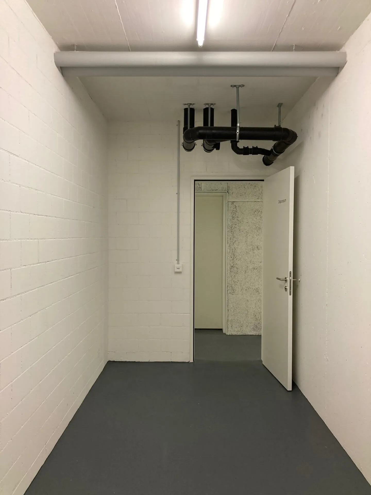 Salle de bricolage à louer à Schneisingen - Photo 2 sur 3