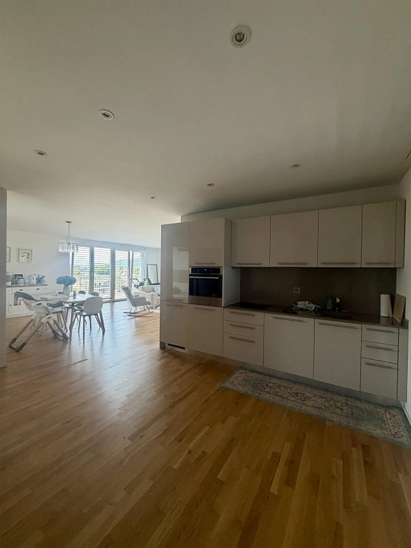Modernes Apartment mit Bergsicht - Foto 5 von 6