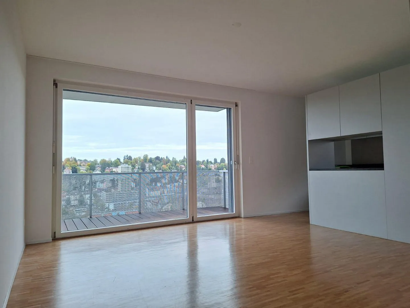 Appartamento di 5 stanze con vista - Foto 2 di 11