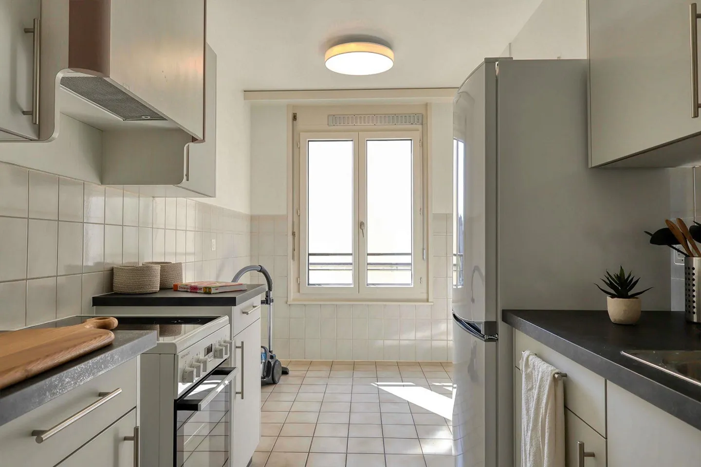 Coliving Comfort and Community in the Heart of Geneva - Photo 13 of 18