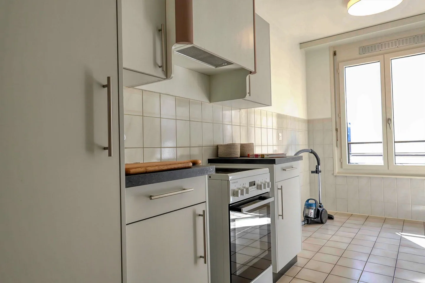 Coliving Comfort and Community in the Heart of Geneva - Photo 14 of 18