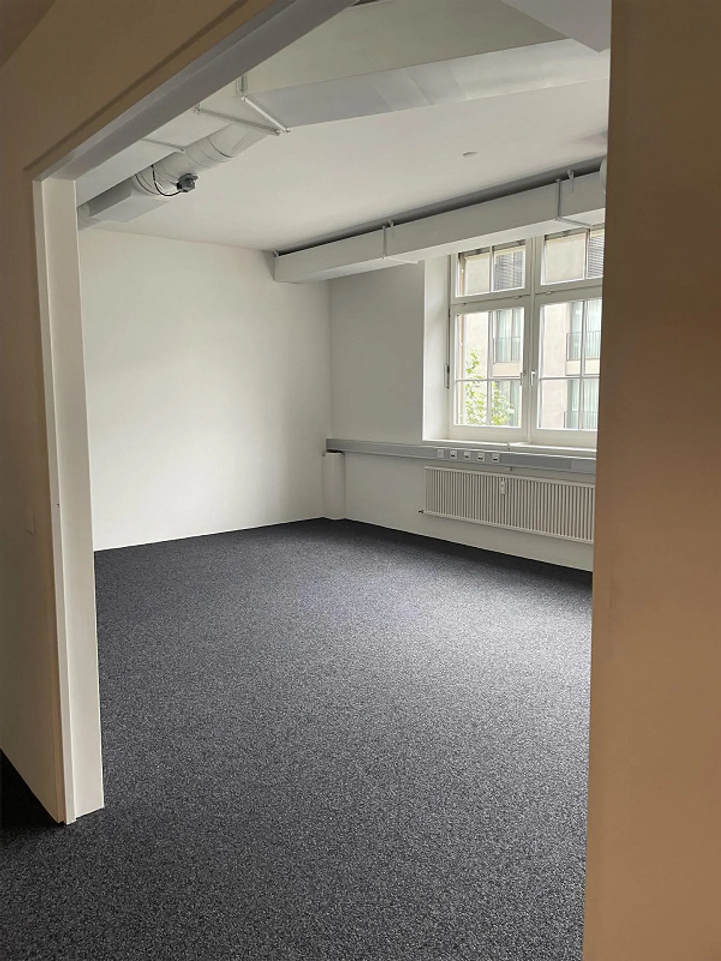 Modernes Büro in Uster - Foto 3 von 6