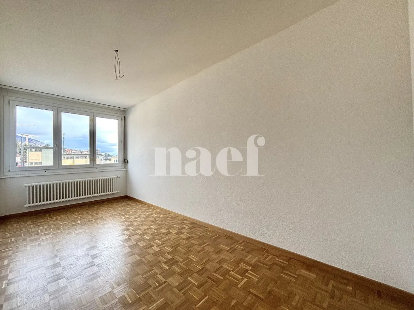 5-room apartment - Photo 3 of 7