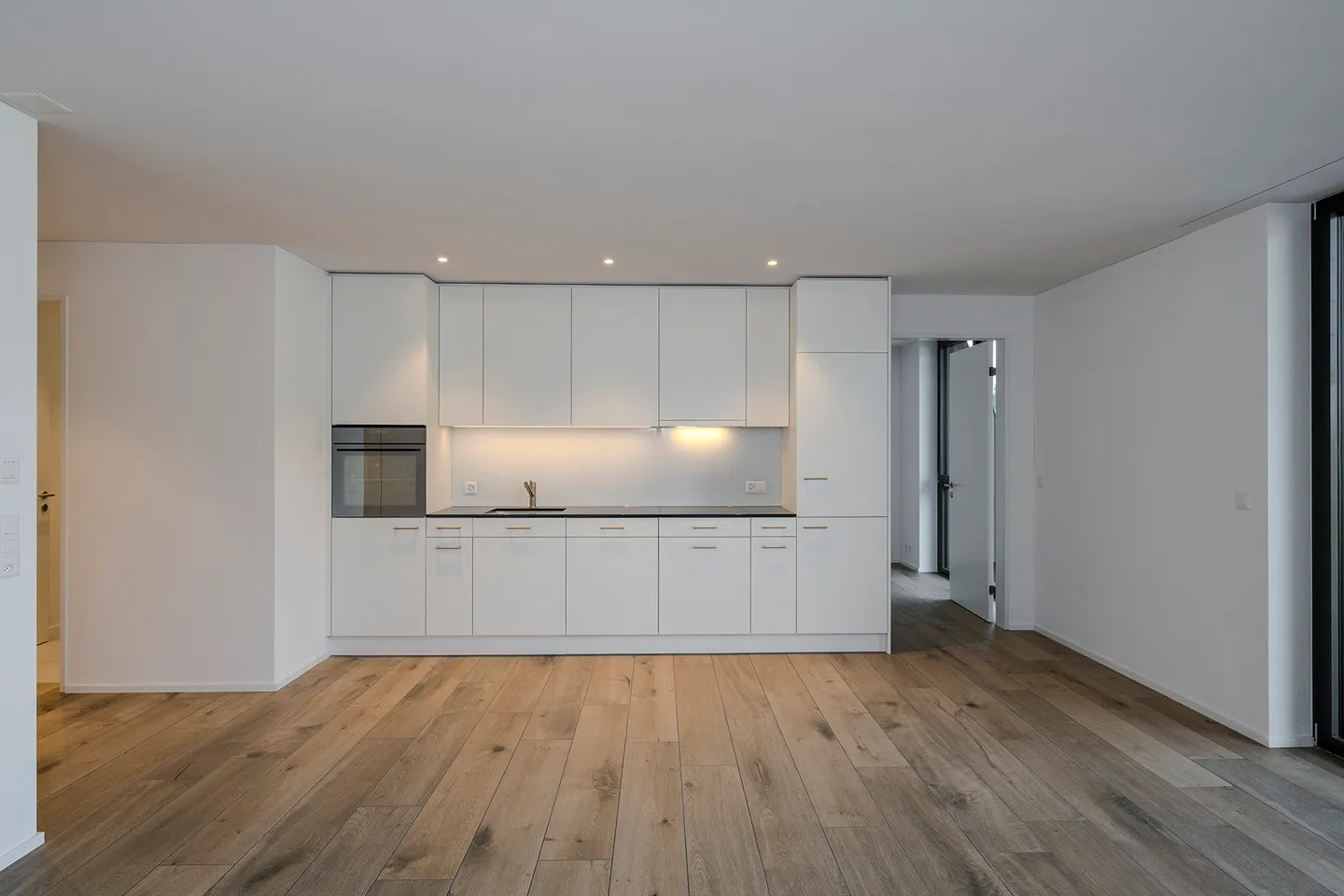 Moderne 2,5-Zimmer-Wohnung - Foto 1 von 13