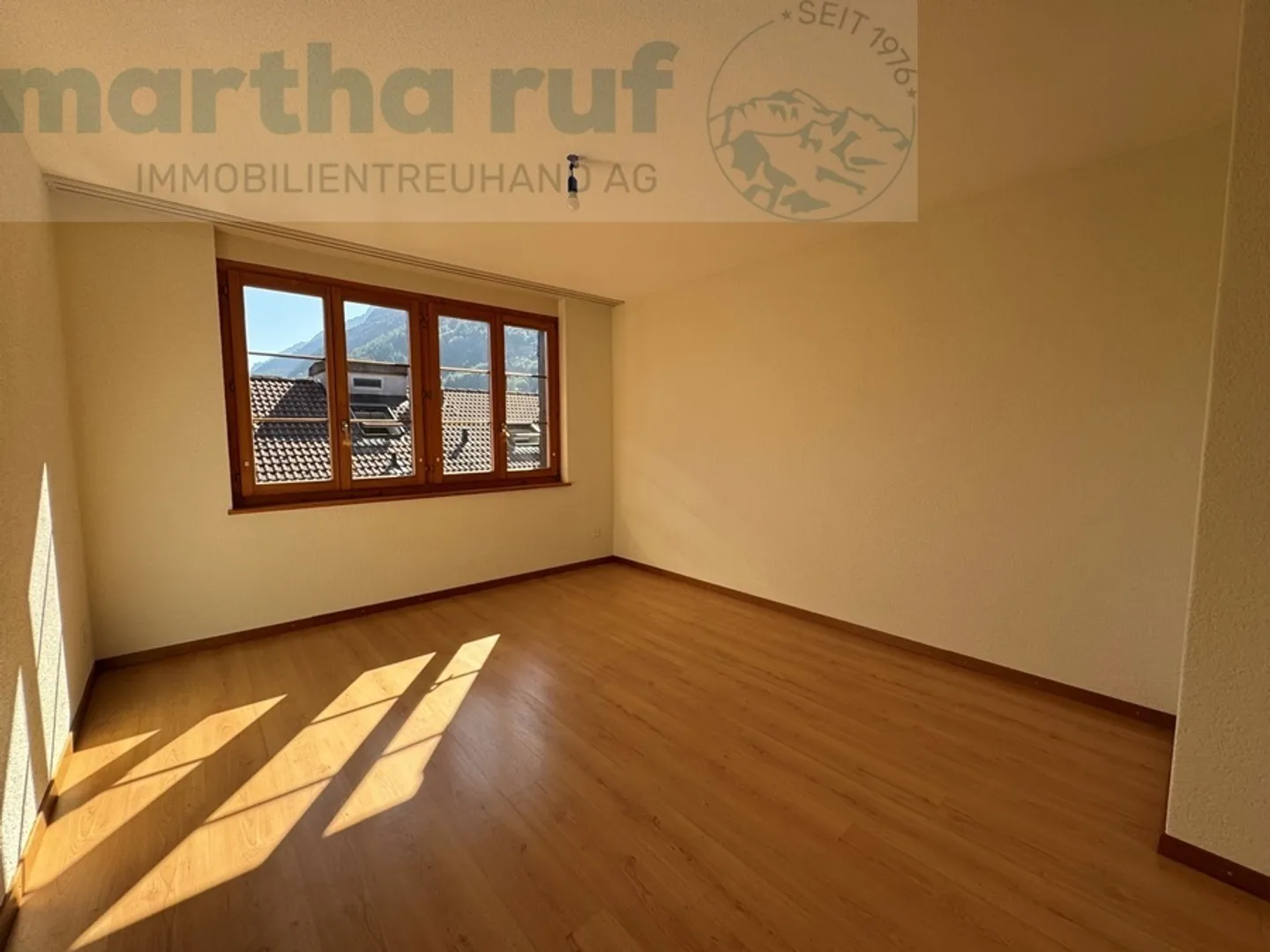 Appartement en penthouse spacieux de 3,5 pièces avec galerie - Photo 8 sur 13