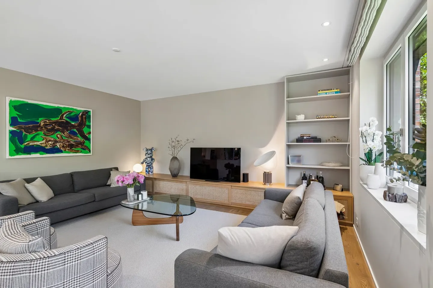 Exclusive 6.5 room garden apartment with high end finishes and private sauna - Photo 10 of 44