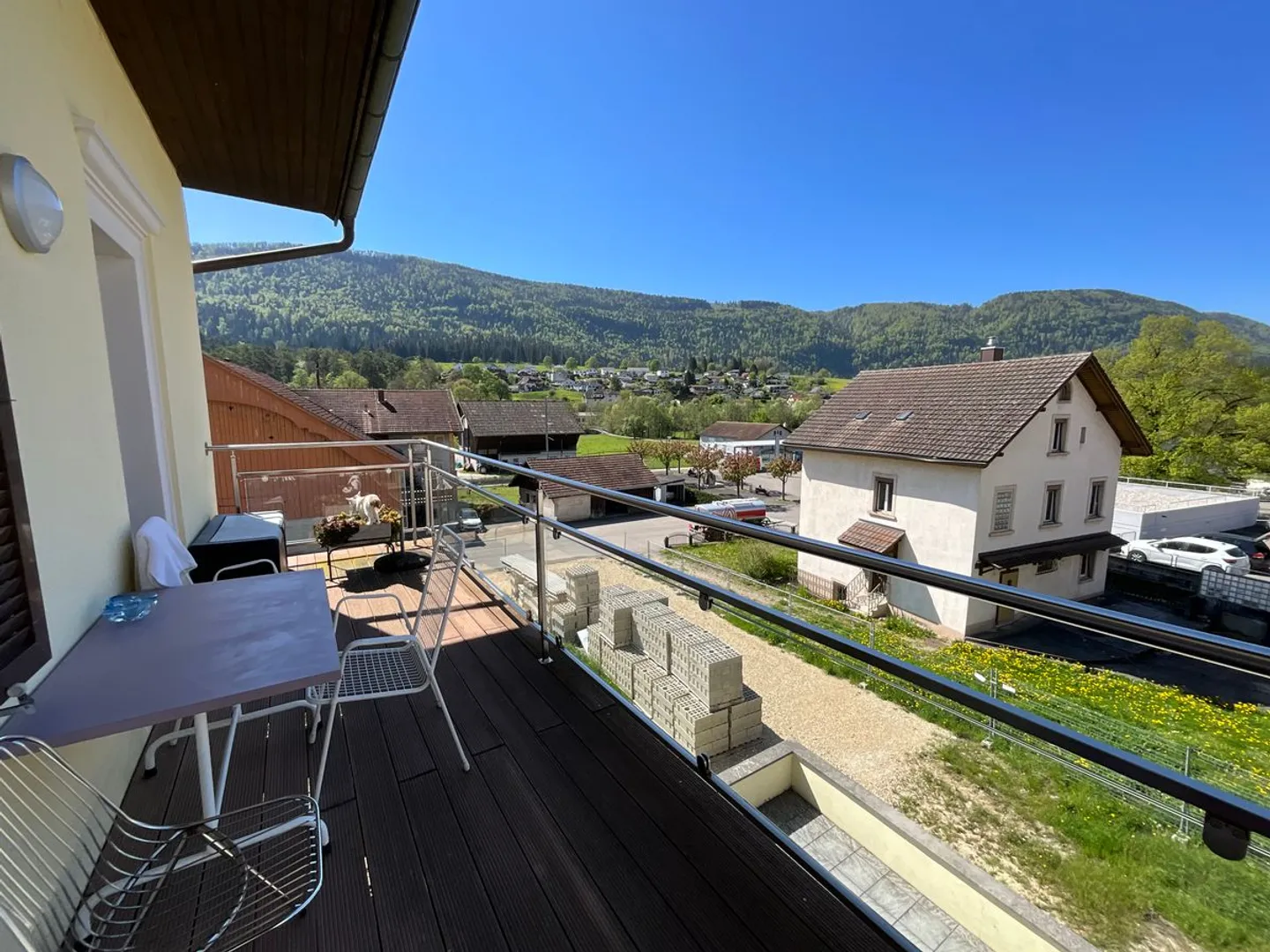 Wohnung mit 3.5 Zimmern, Balkon und Kamin - Photo 10 sur 10