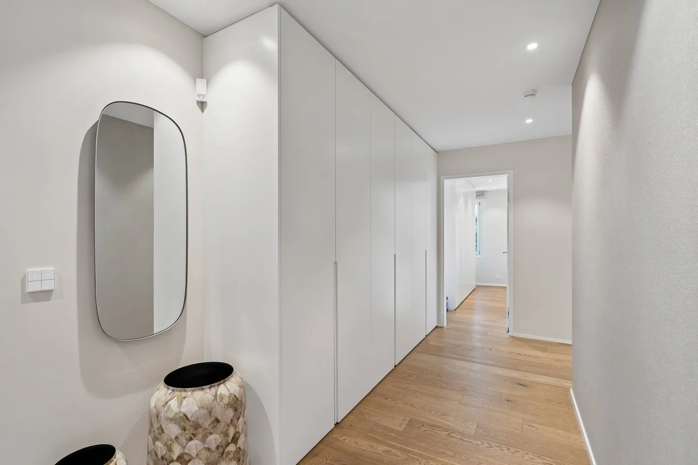 Exclusive 6.5 room garden apartment with high end finishes and private sauna - Photo 18 of 44