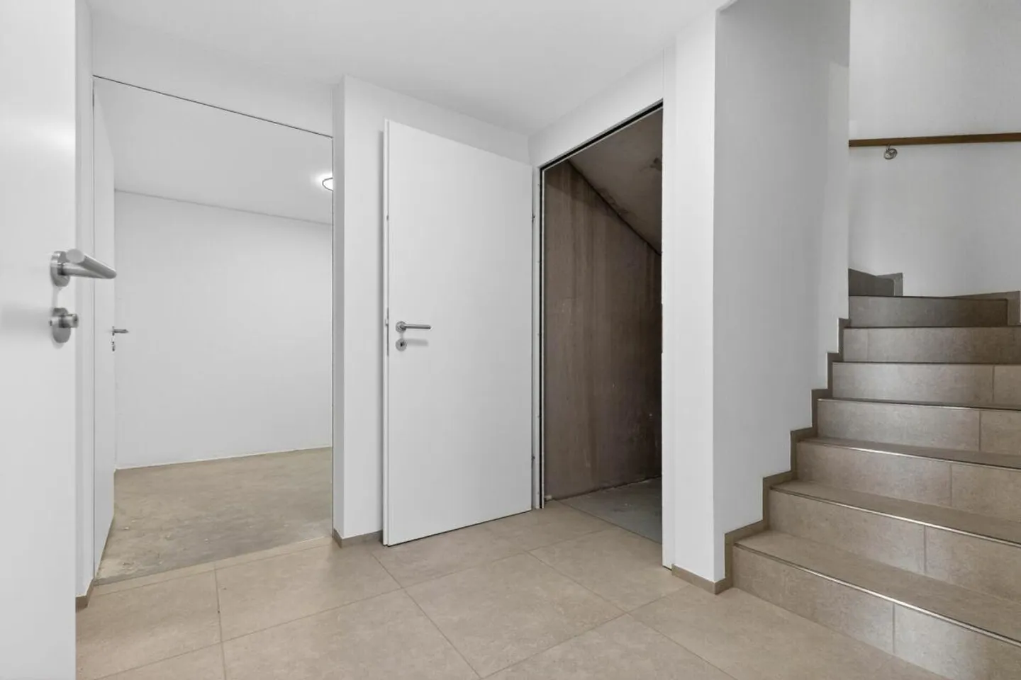 Modern 5.5-room single-family house with flexible 2.5-room apartment - Photo 22 of 30