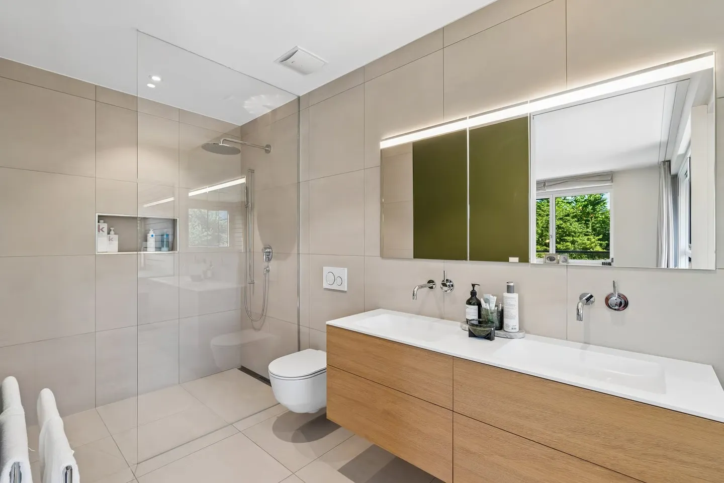 Exclusive 6.5 room garden apartment with high end finishes and private sauna - Photo 20 of 44