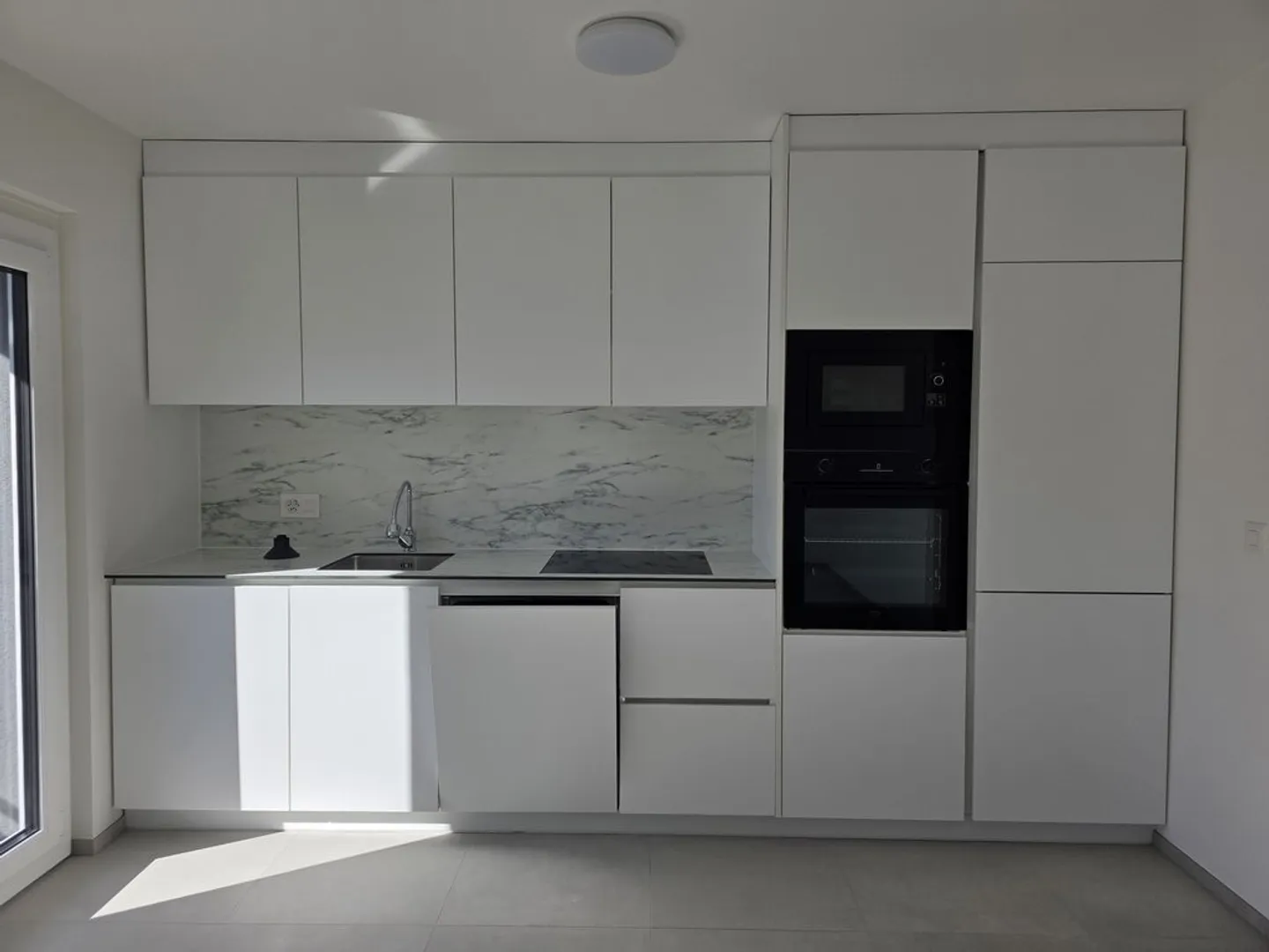 Two and a half room apartment for CHF 1,390.-/month including additional costs - Photo 2 of 7