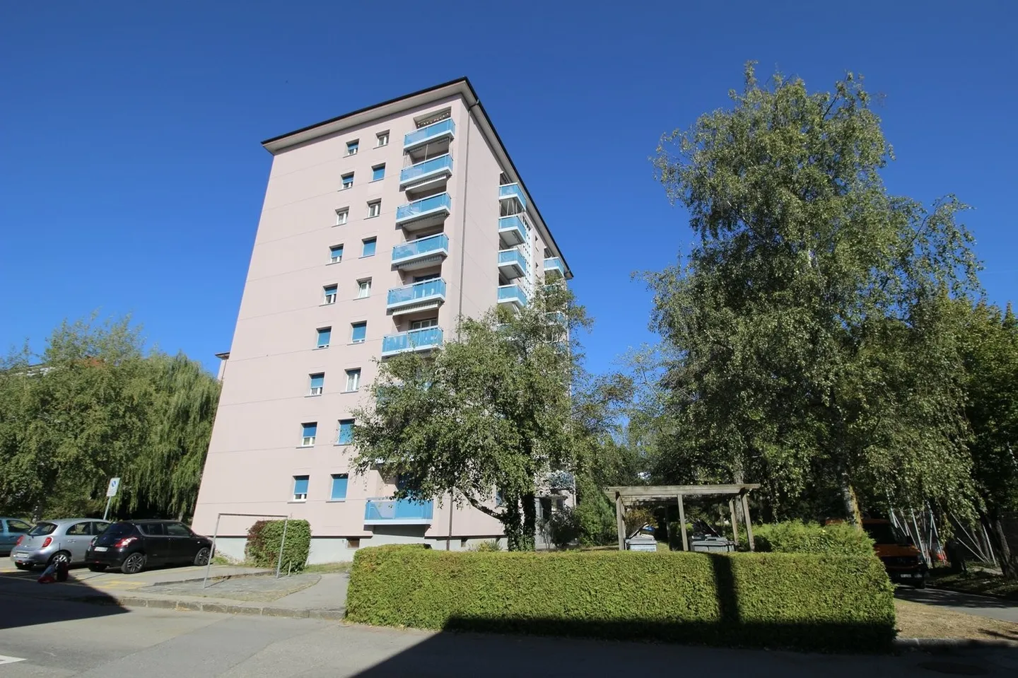 Appartement lumineux 4 pièces - Photo 2 sur 3