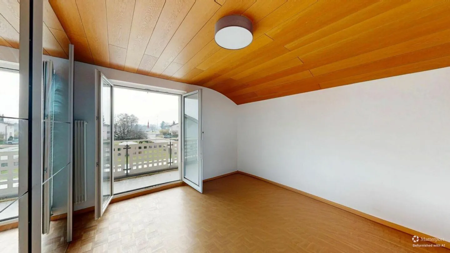 Renovated 5.5 Room Single Family House in a Quiet Location - Photo 14 of 19