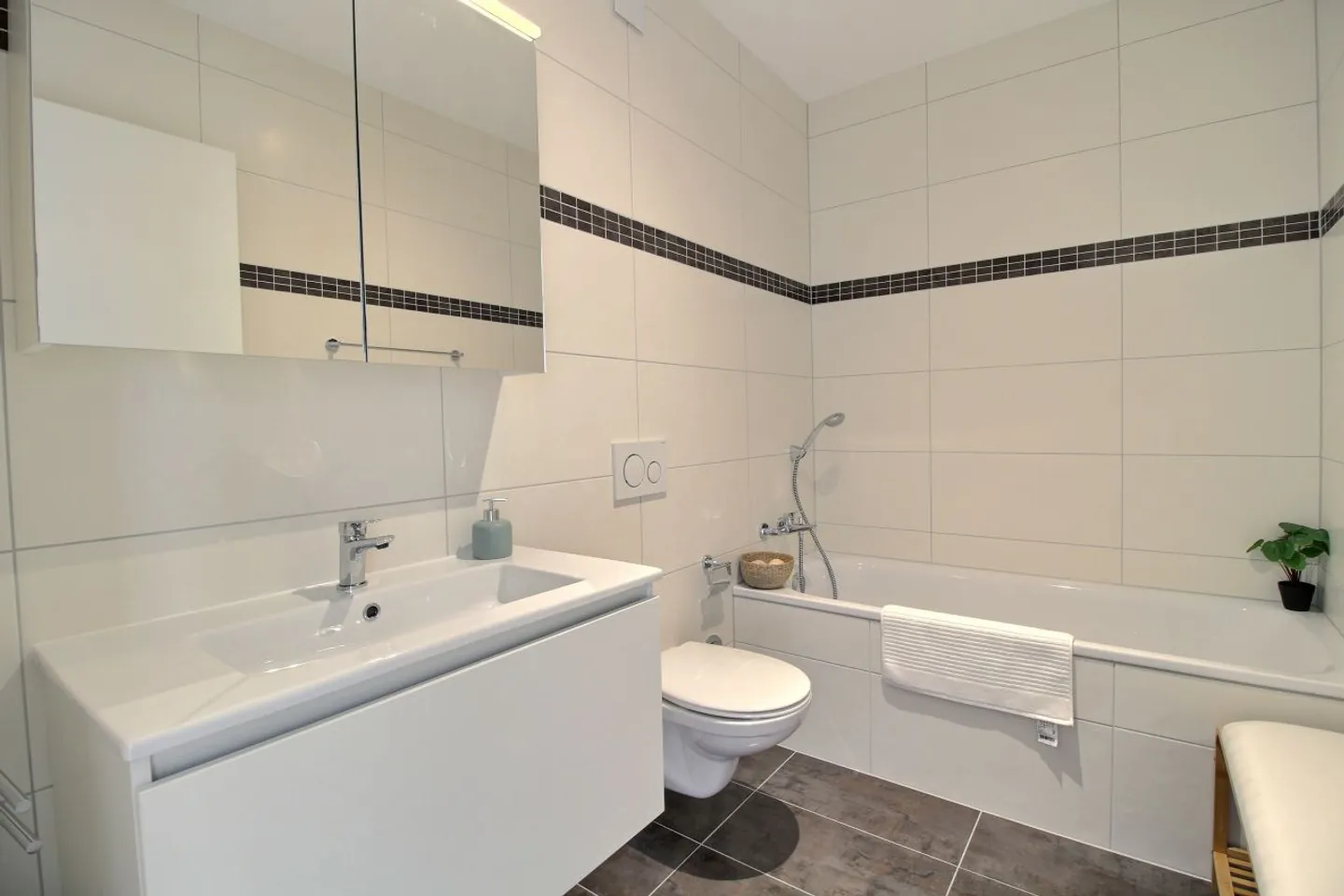 Zu vermieten - Prachtiges Duplex mit 3.5 Zimmern in Marly (FR) - Foto 8 di 13