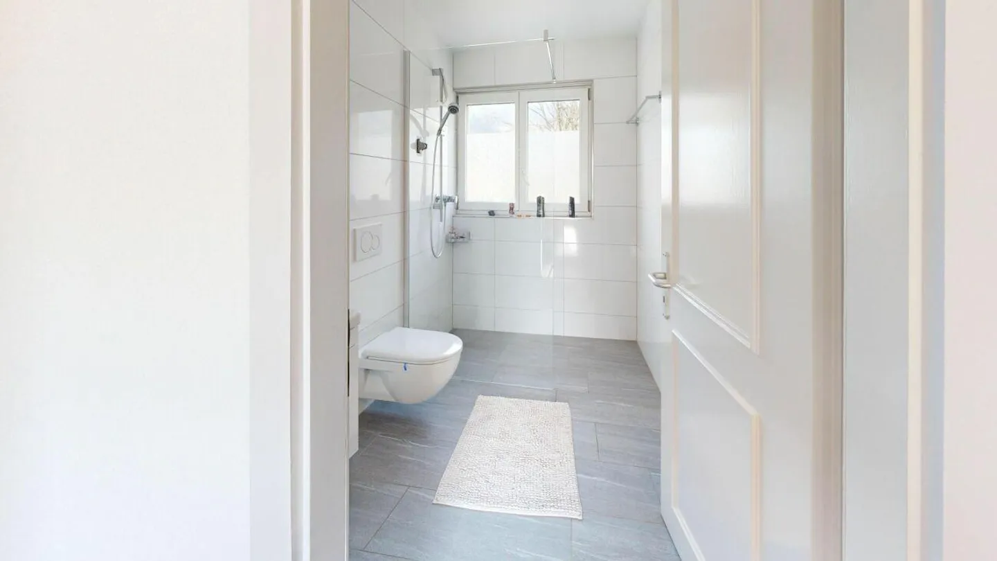 Renovated 5.5 Room Single Family House in a Quiet Location - Photo 12 of 19