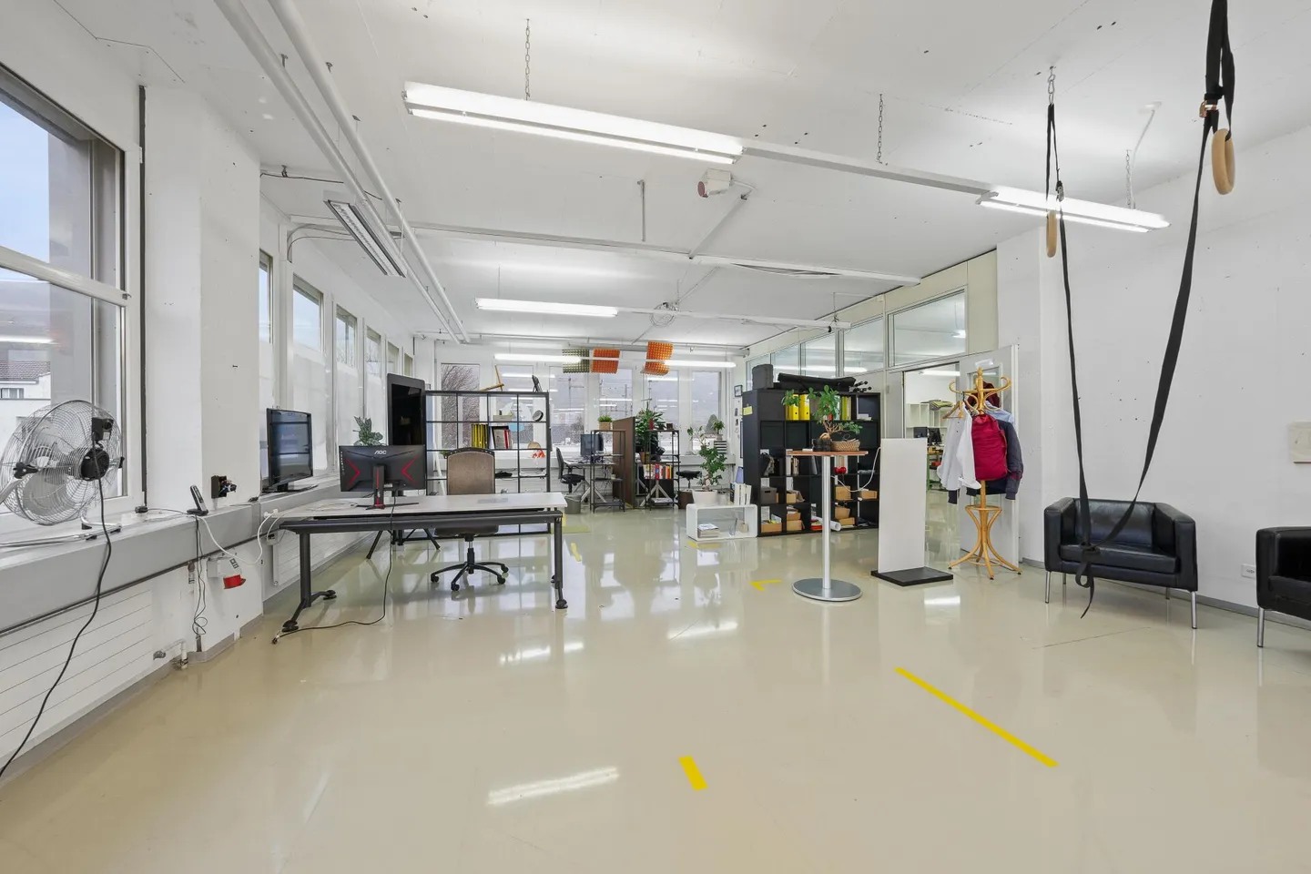 Ideale per ufficio, studio, laboratorio - spazi commerciali di 338 m² - Foto 4 di 11