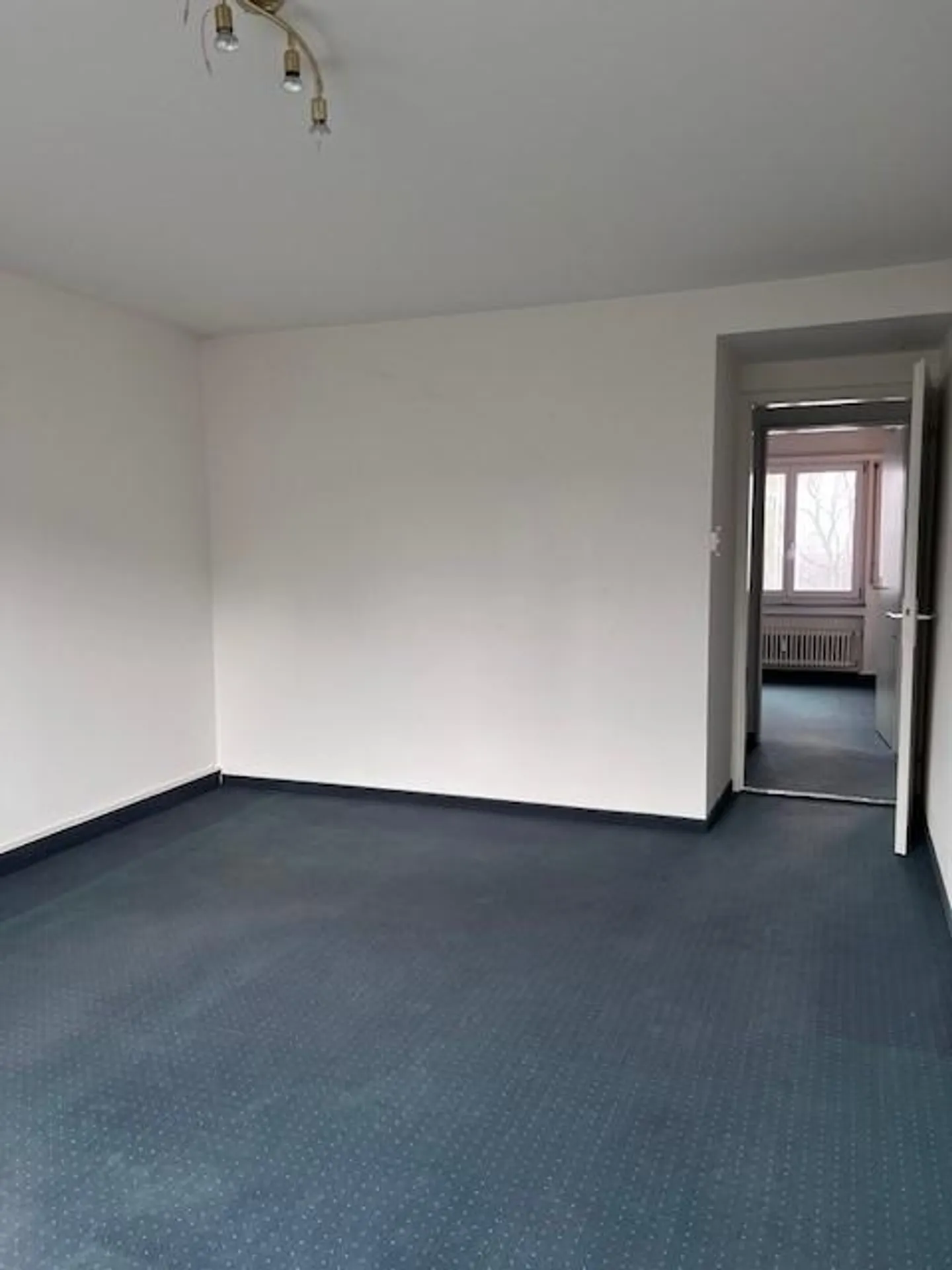 Spacious office space in a central location in Kreuzlingen - Photo 5 of 6