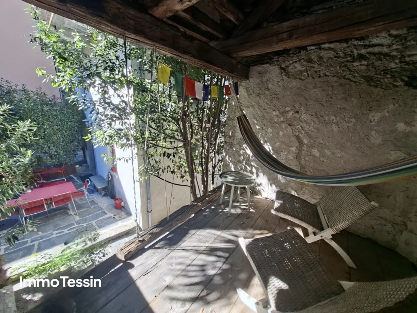 Historisches Patrizierhaus in Moghegno ? wo Tessiner Charme auf modernen Wohnkomfort trifft - Foto 3 von 13