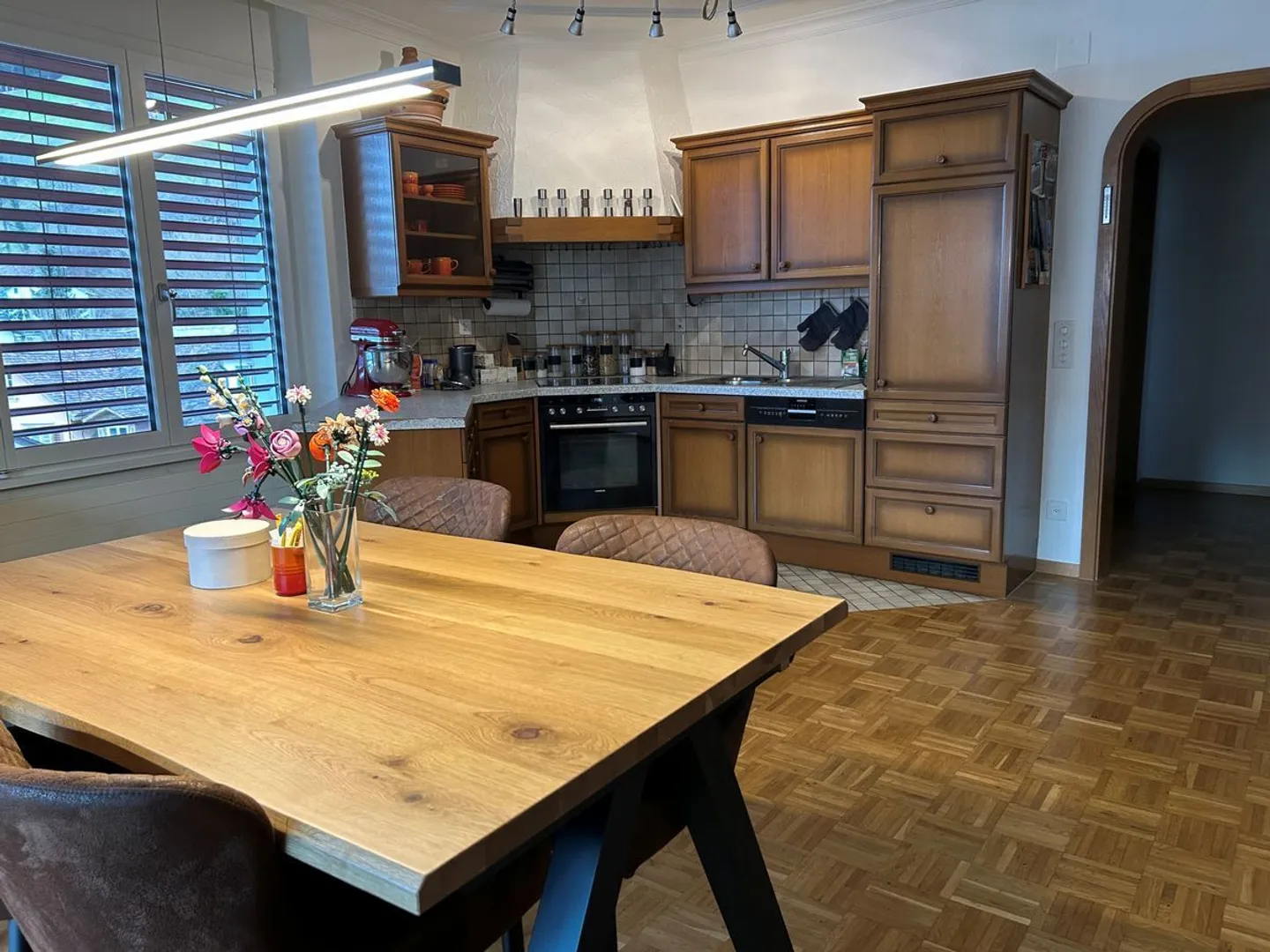 Appartement Charmant avec Vue sur le Lac - Photo 10 sur 13