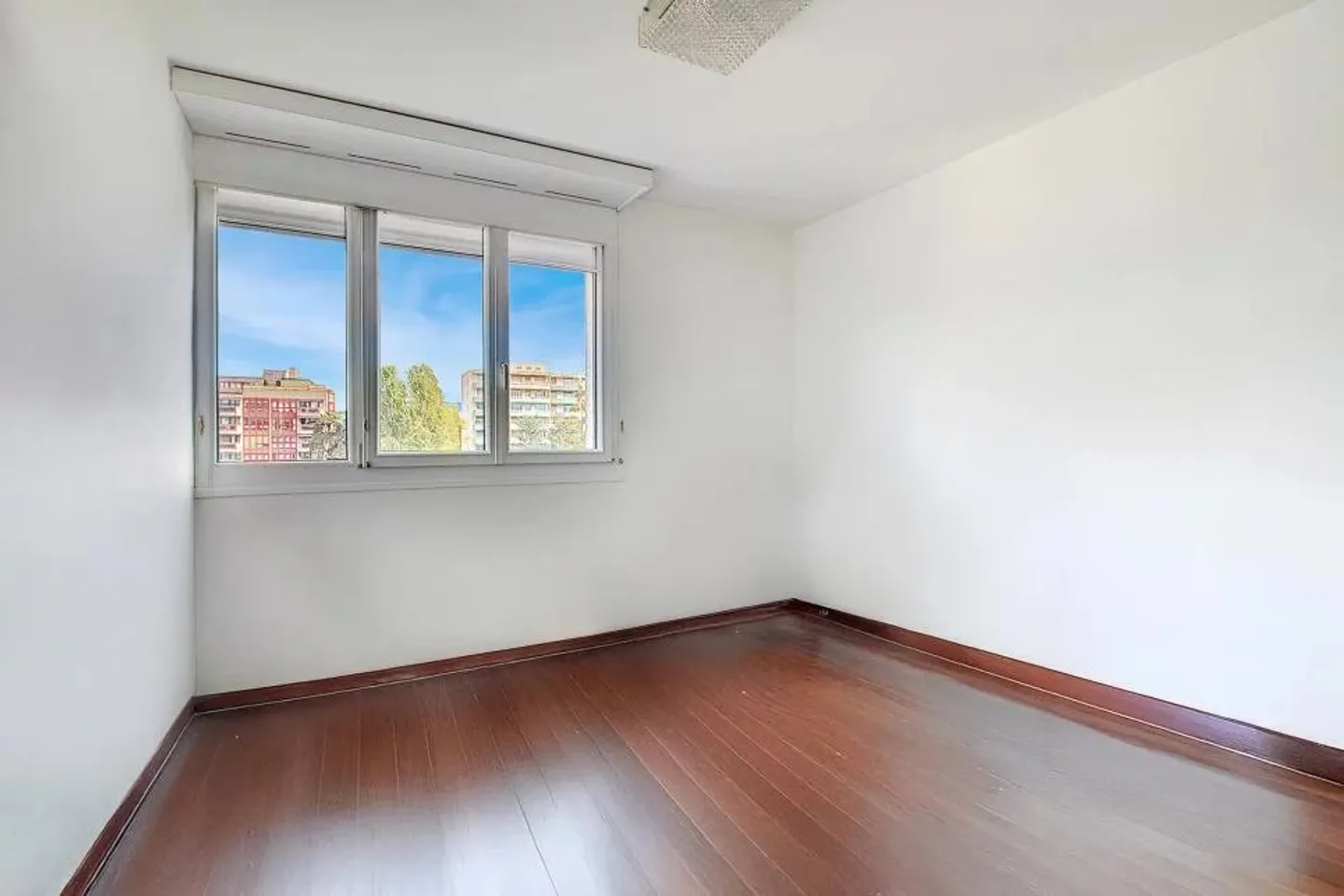 Luxury Duplex Apartment in Geneva - Photo 8 of 15