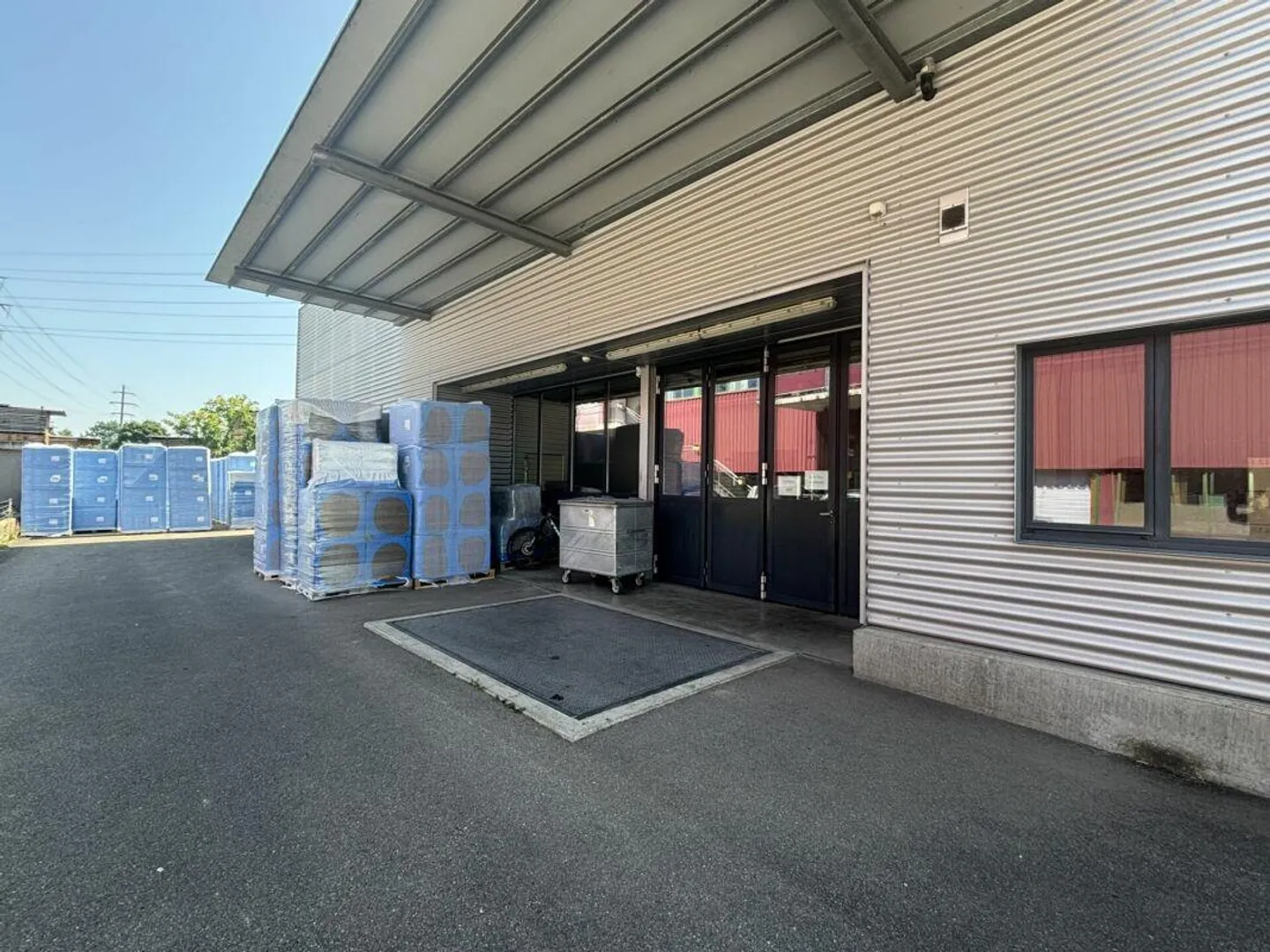 Lager, Logistik, Produktion & Büroräumlichkeiten - Foto 2 von 13