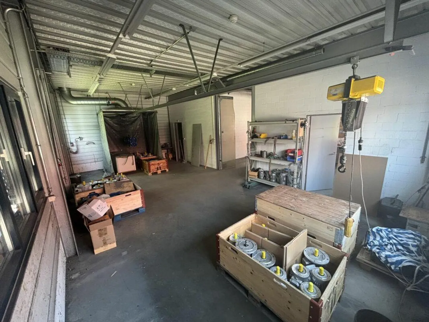 Lager, Logistik, Produktion & Büroräumlichkeiten - Foto 9 von 13