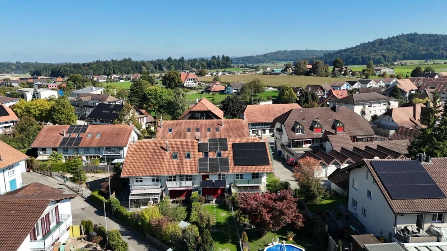 Family Dream with Garden in Hindelbank - Photo 3 of 12