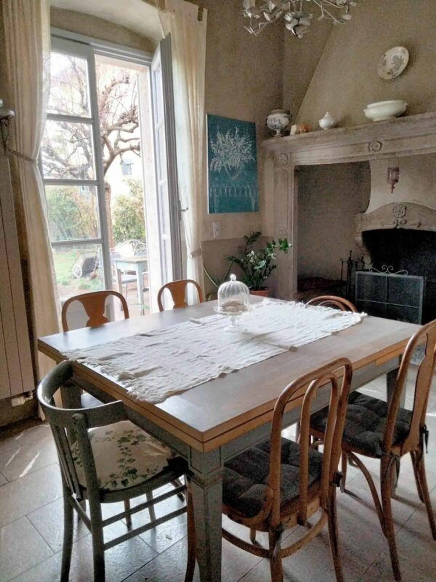 Unique, restored and independent house - Photo 2 of 13