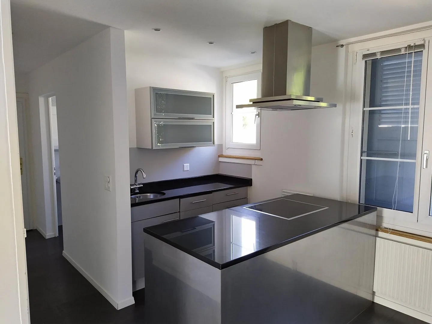 Appartement 1 ½ pièces avec grand balcon - près de l'Inselspital ! - Photo 2 sur 7