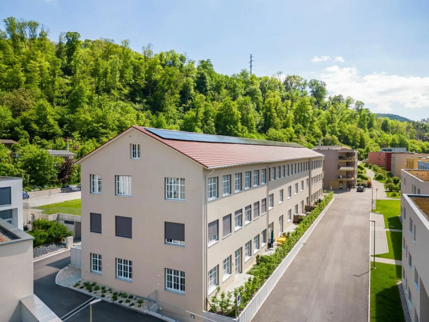 Last Unit: Loft Apartment in Former Factory Building - Photo 11 of 12