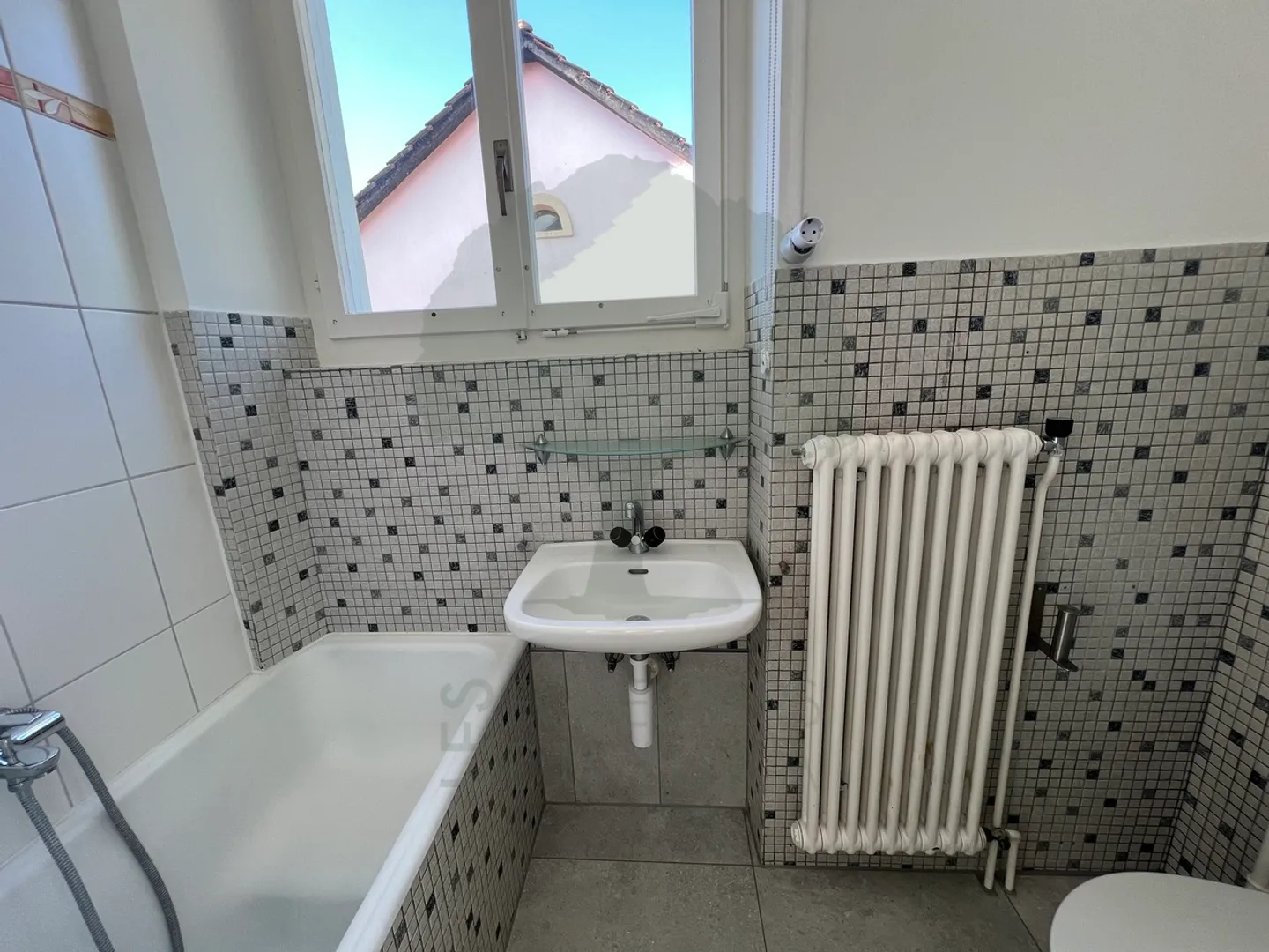 Casa singola in affitto - Foto 10 di 12